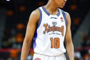 NBA直播-媒体人：新疆陷入低谷但6人入选短训队 能入郭导法眼潜力值得期待